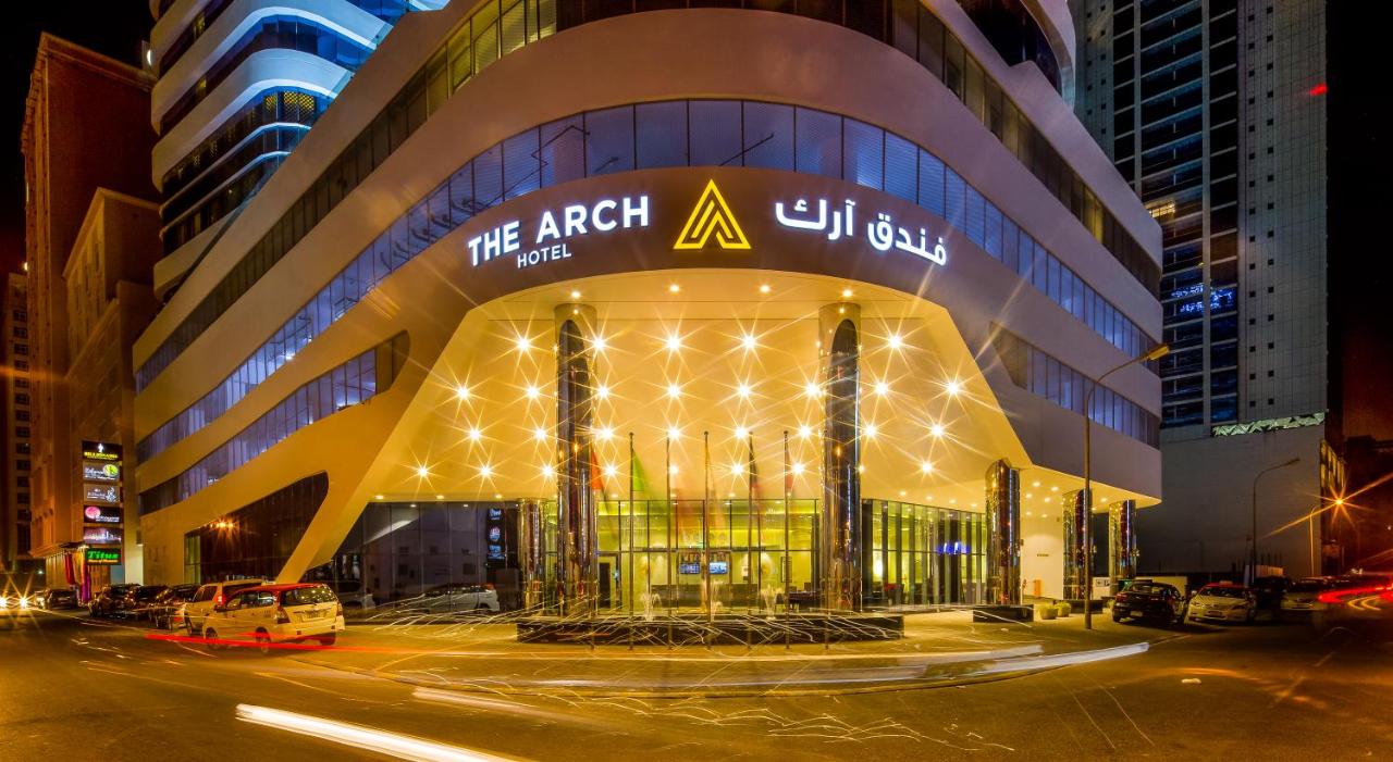 Arch Hotel photo