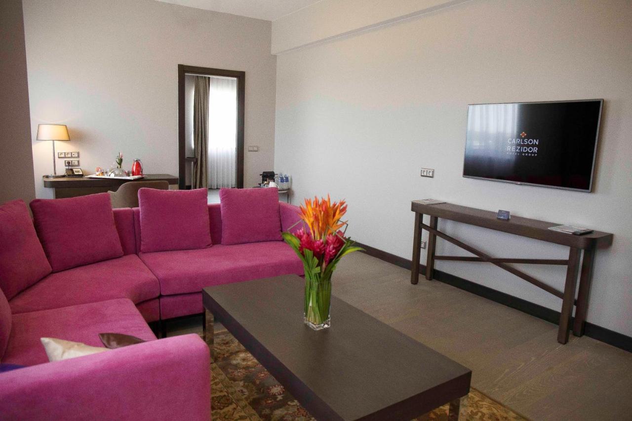 Radisson Blu Hotel, Abidjan Airport photo