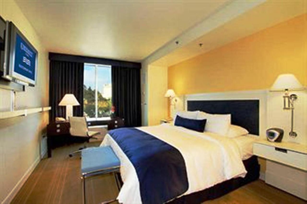 University Plaza Waterfront Hotel — photo 16