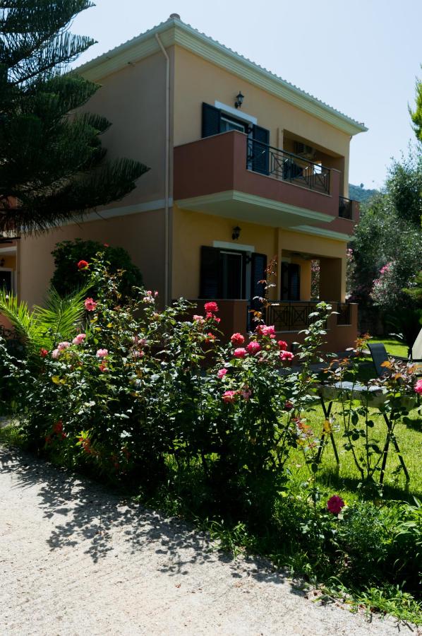 Elizabeth Apartments, Lefkada, Greece - Booking.com