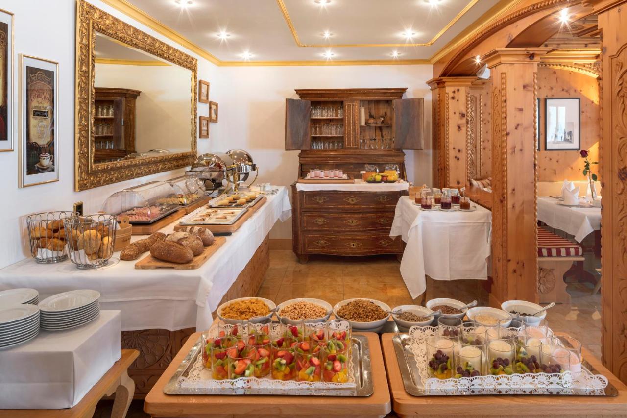 Swiss Alpine Hotel Allalin photo