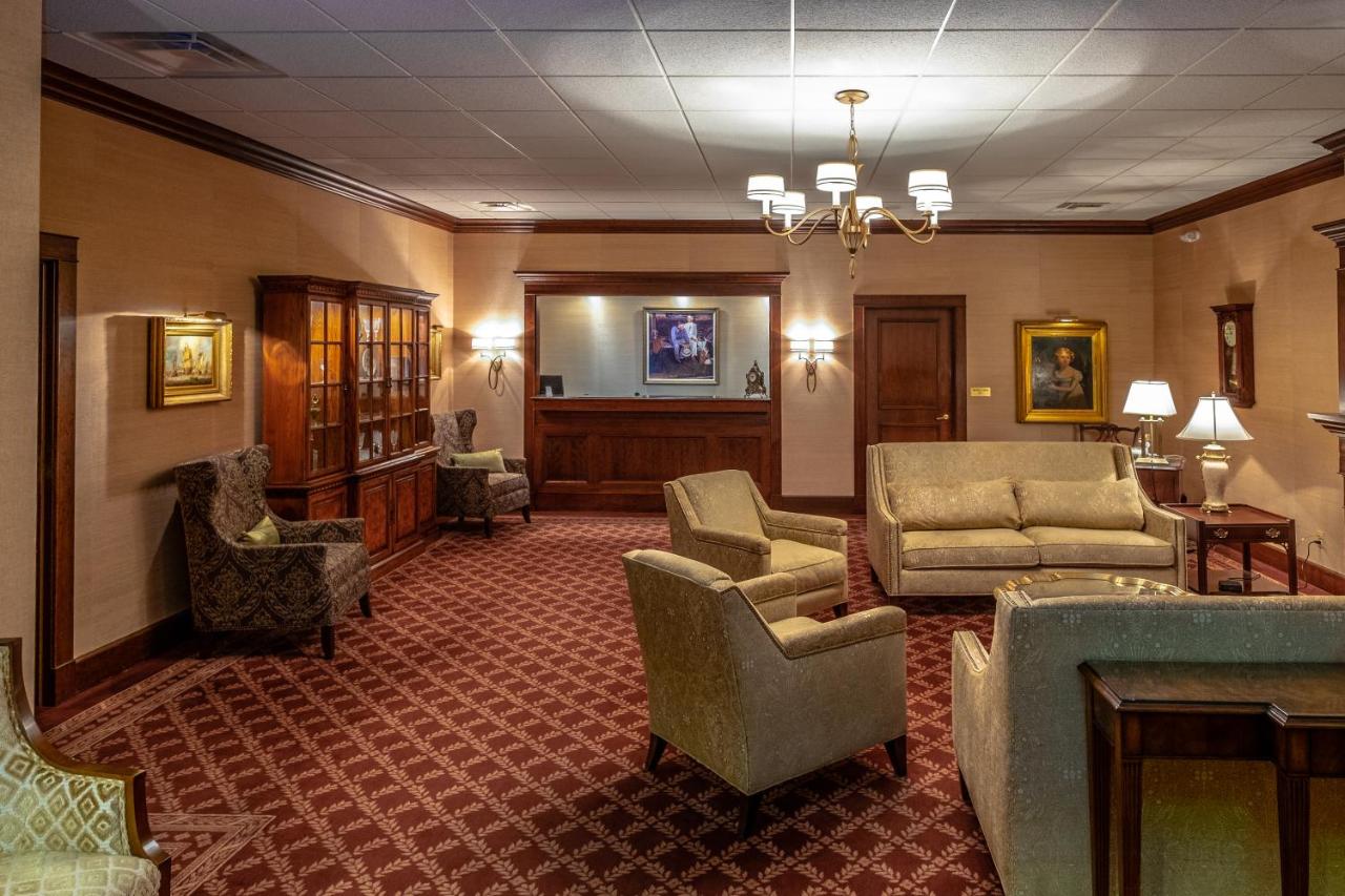 Bell Tower Hotel — photo 8