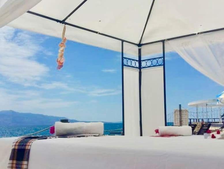 Bougainvill Sunset Villa photo