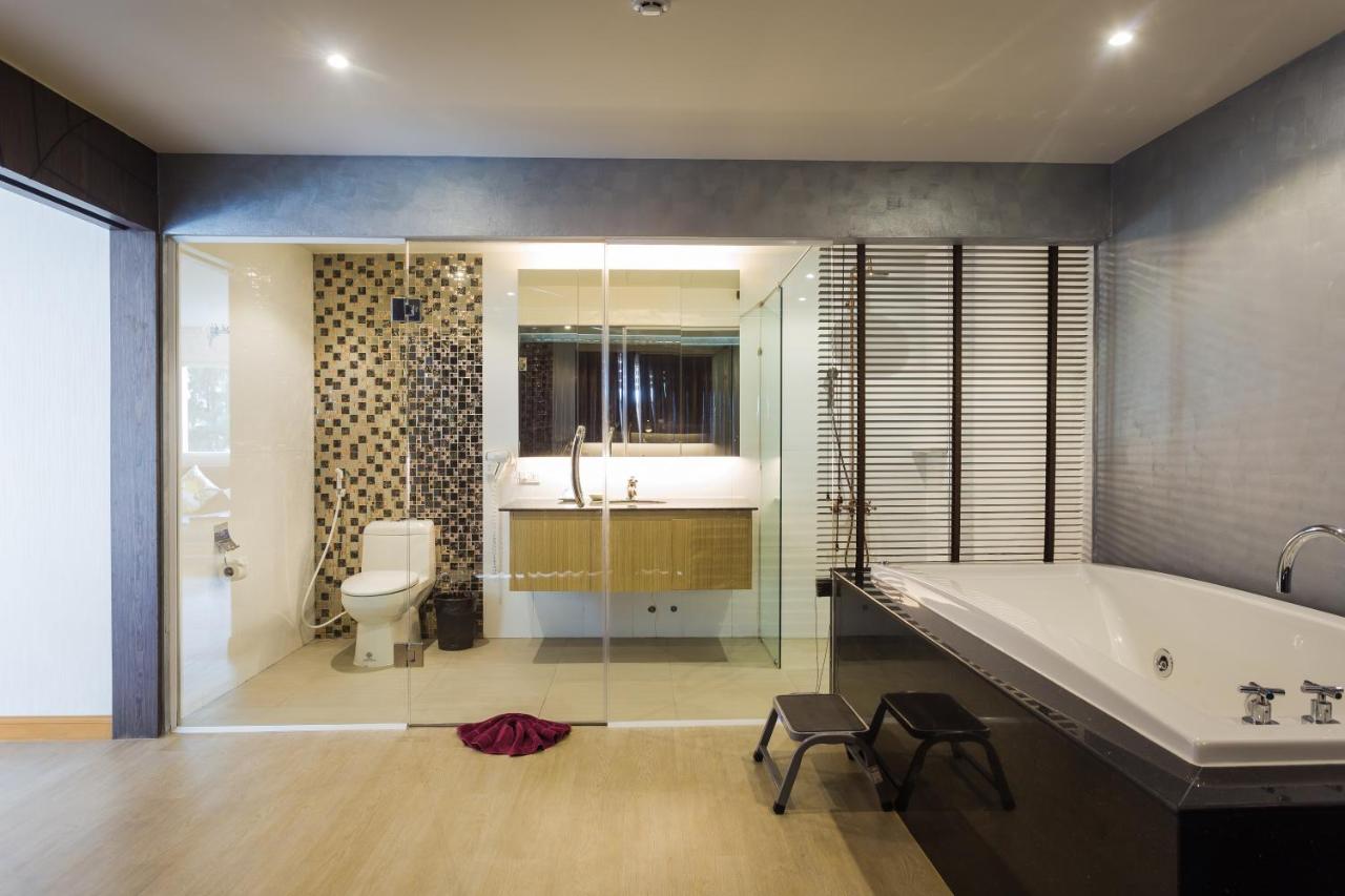 Anda Beachside Hotel - 3