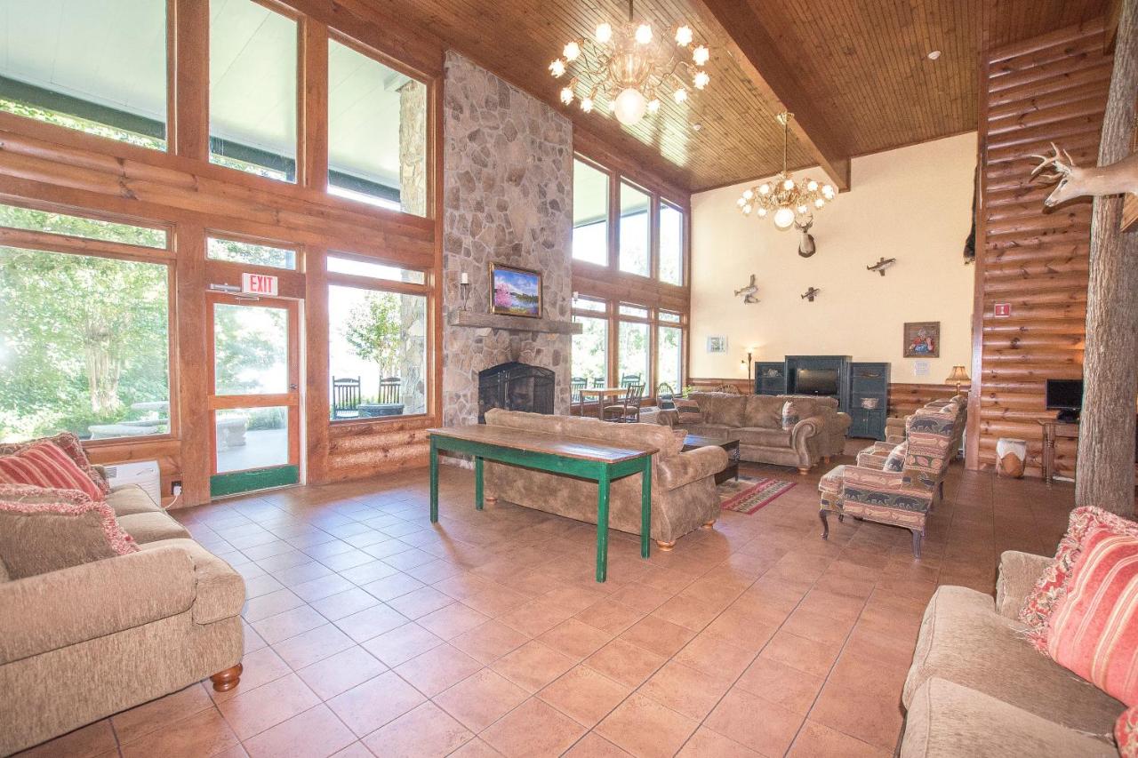 Lake Chatuge Lodge — photo 11