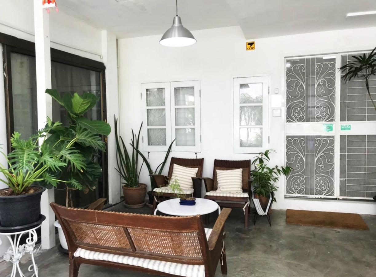 12/14 HOME Studio - 3