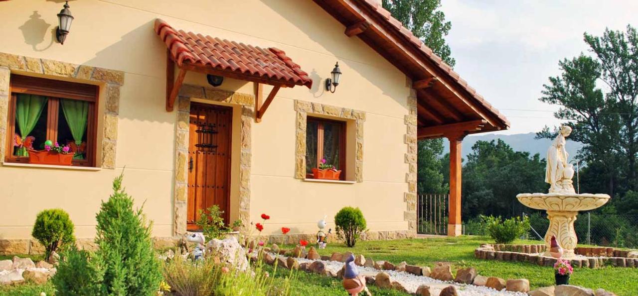 Casa Rural Refugio del Cueto***, Villamanín – Updated 2021 ...