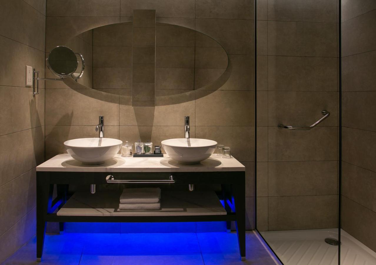 Vangelis Hotel & Suites photo