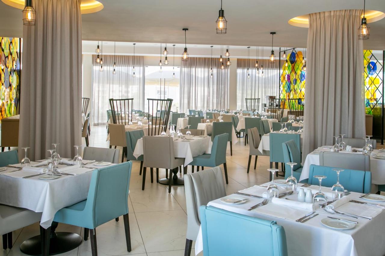 Vangelis Hotel & Suites photo