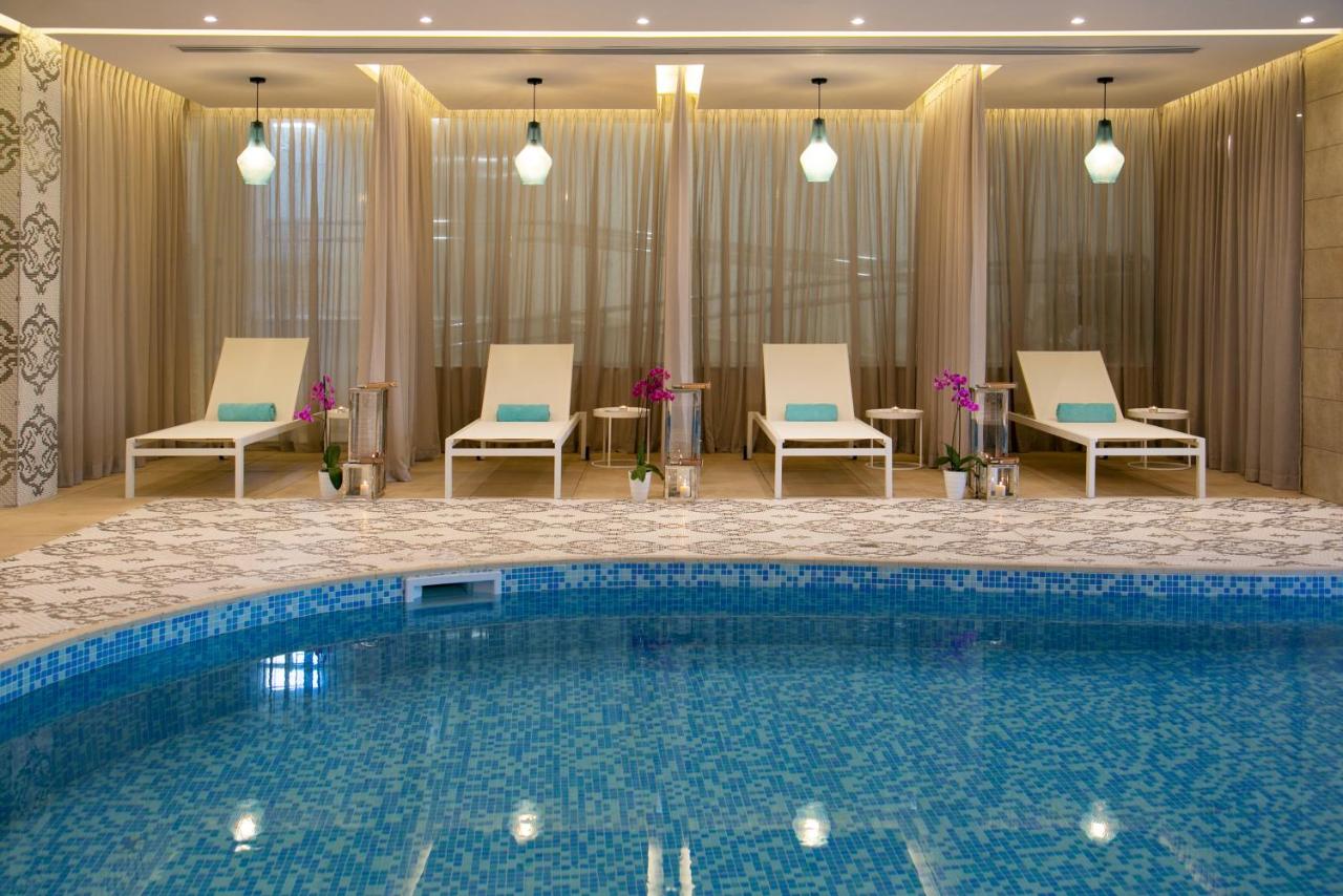 Vangelis Hotel & Suites photo
