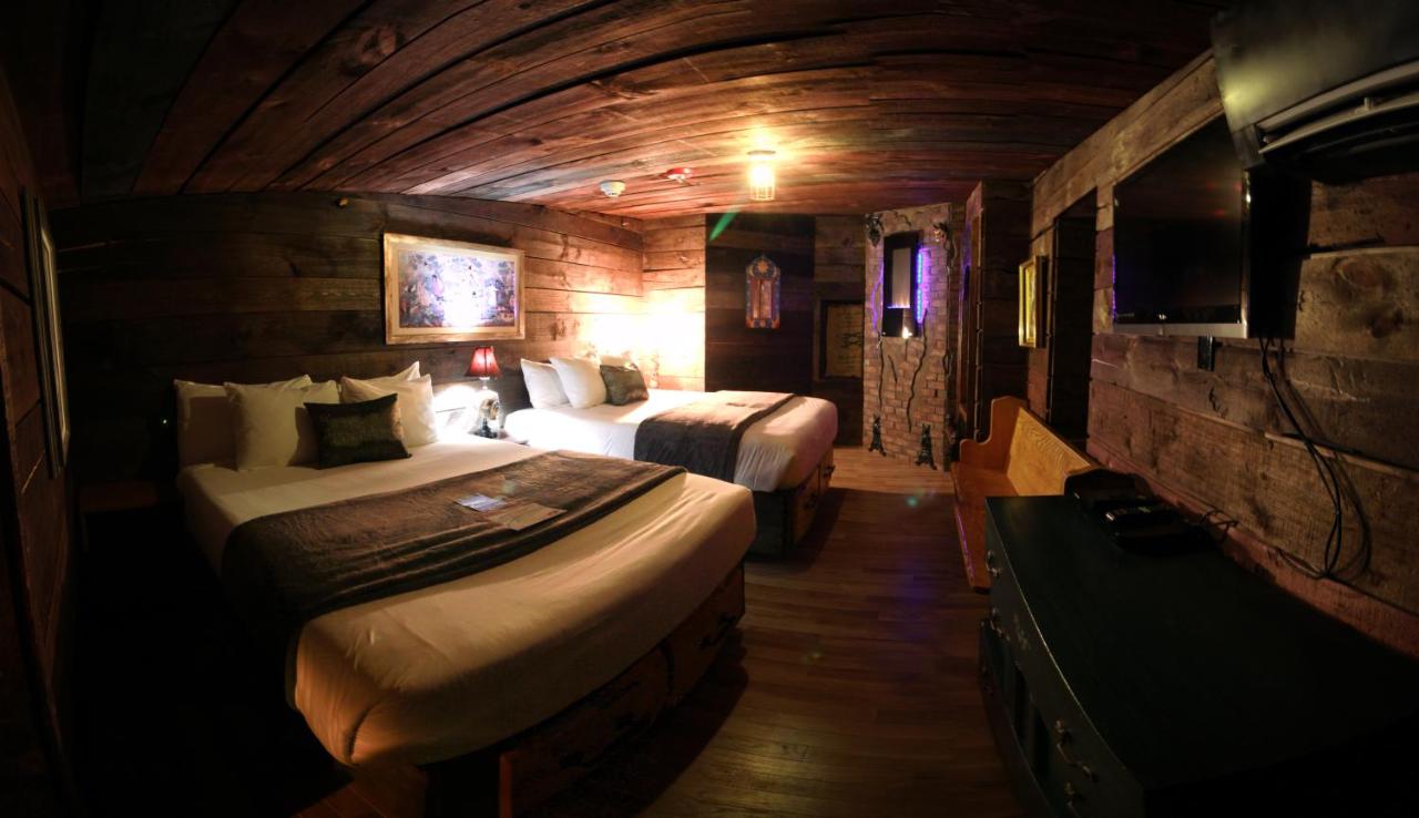 Adventure Suites — photo 18