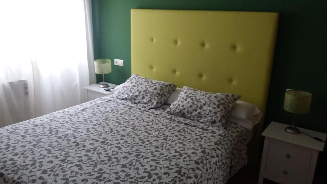 Península de la paz, Lugo – Updated 2022 Prices
