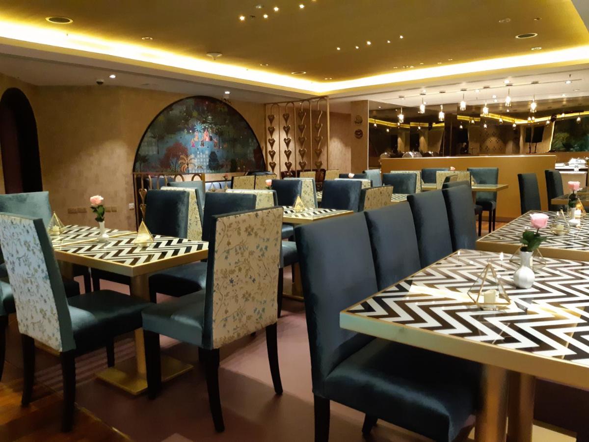 Lotus Grand Hotel photo