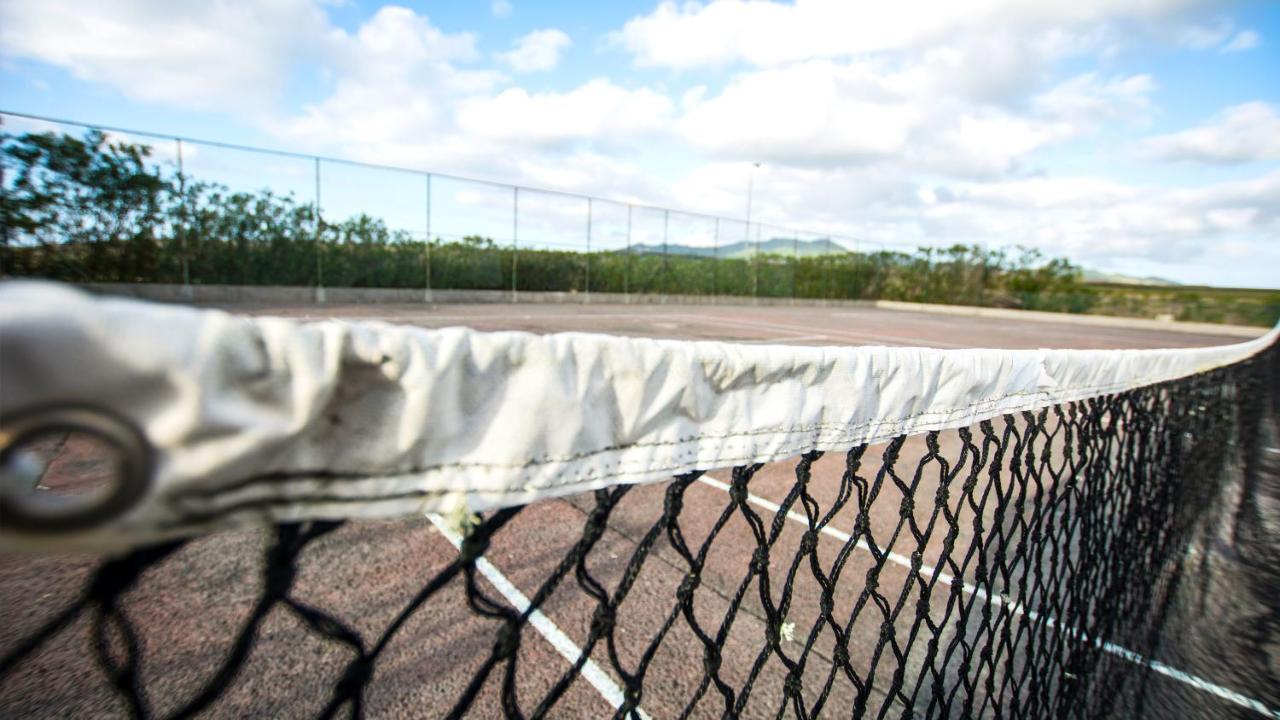 Tennis court: Hotel Santa Maria
