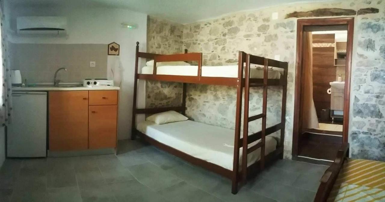 Spiros apartments, Zakynthos Island