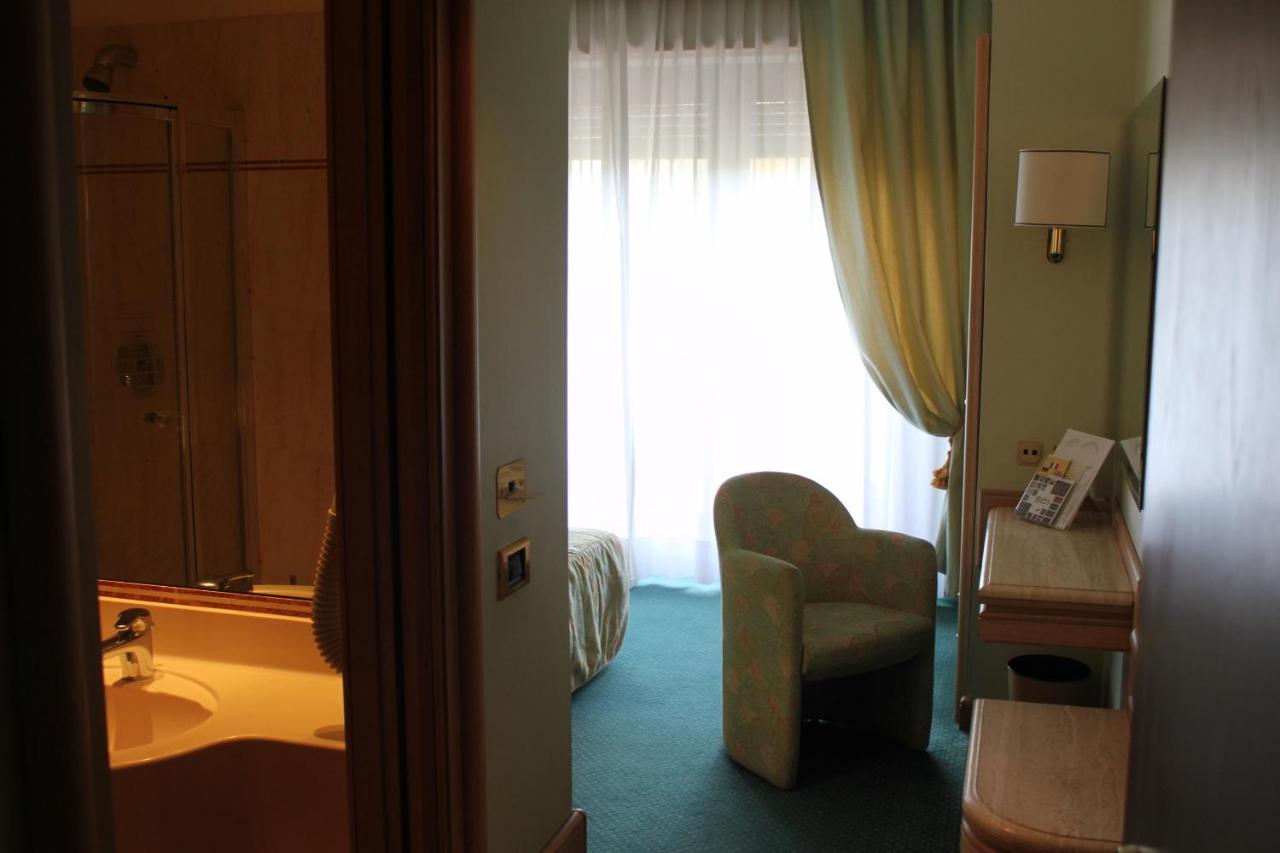 501 Hotel photo