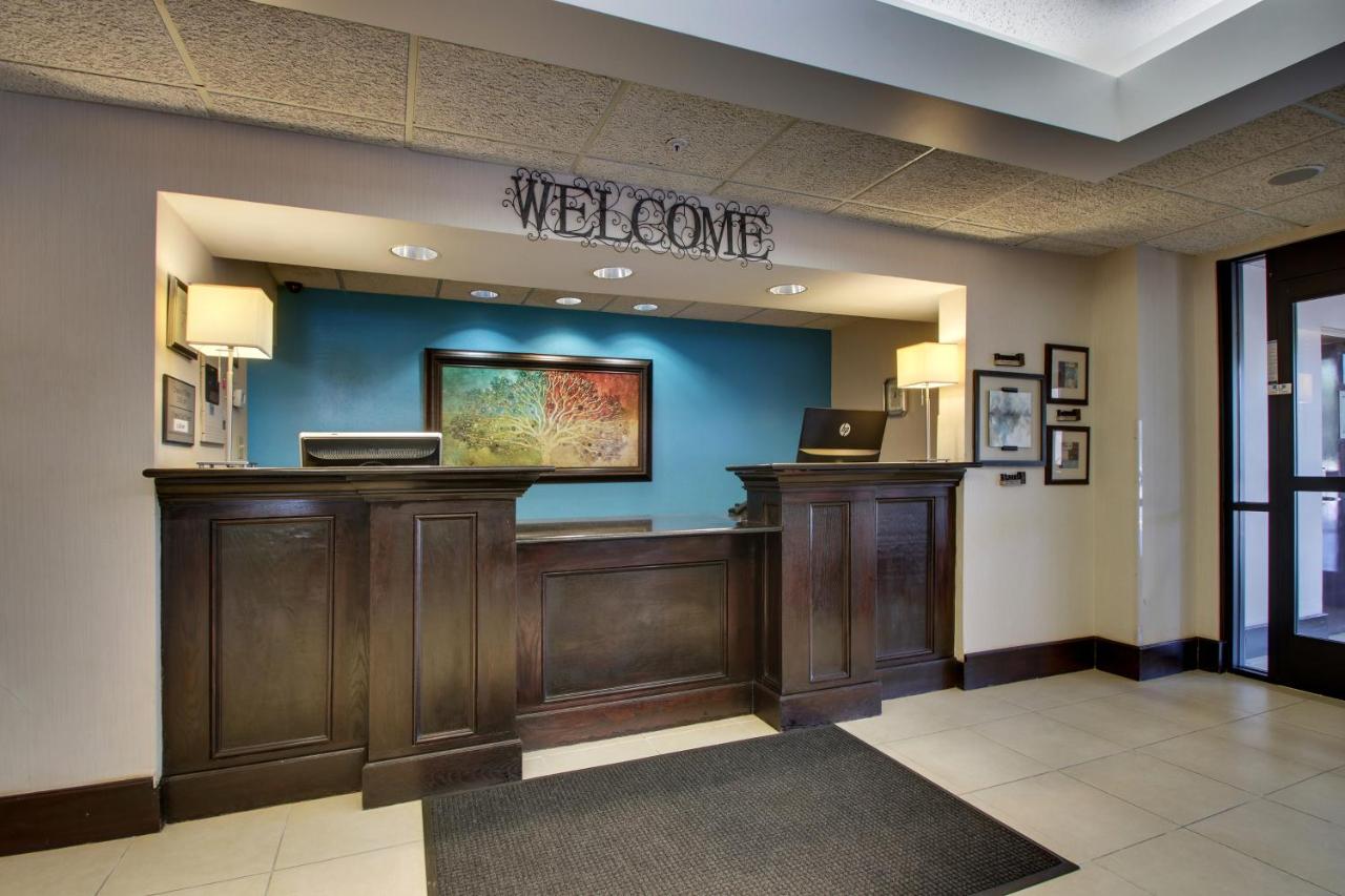 Greenfield Inn & Suites Owensboro, KY Airport — photo 15