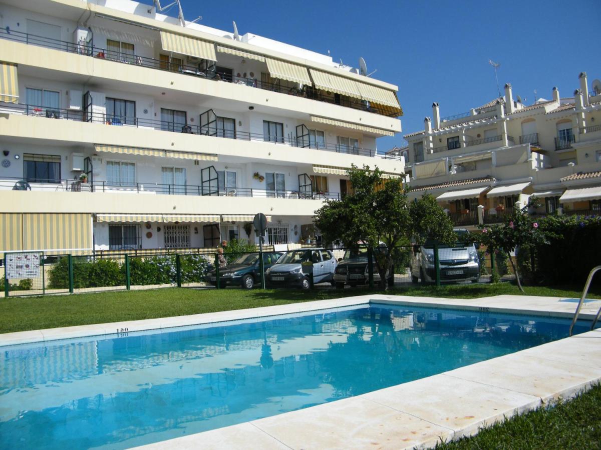 Hawaii28D town apartment south facing closeto beach, Nerja ...