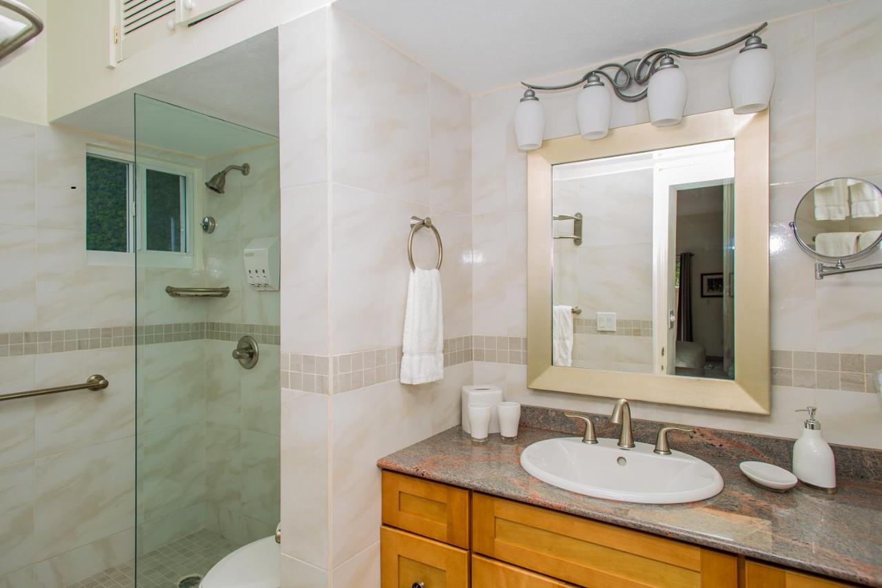 Mount Nevis Hotel - 3