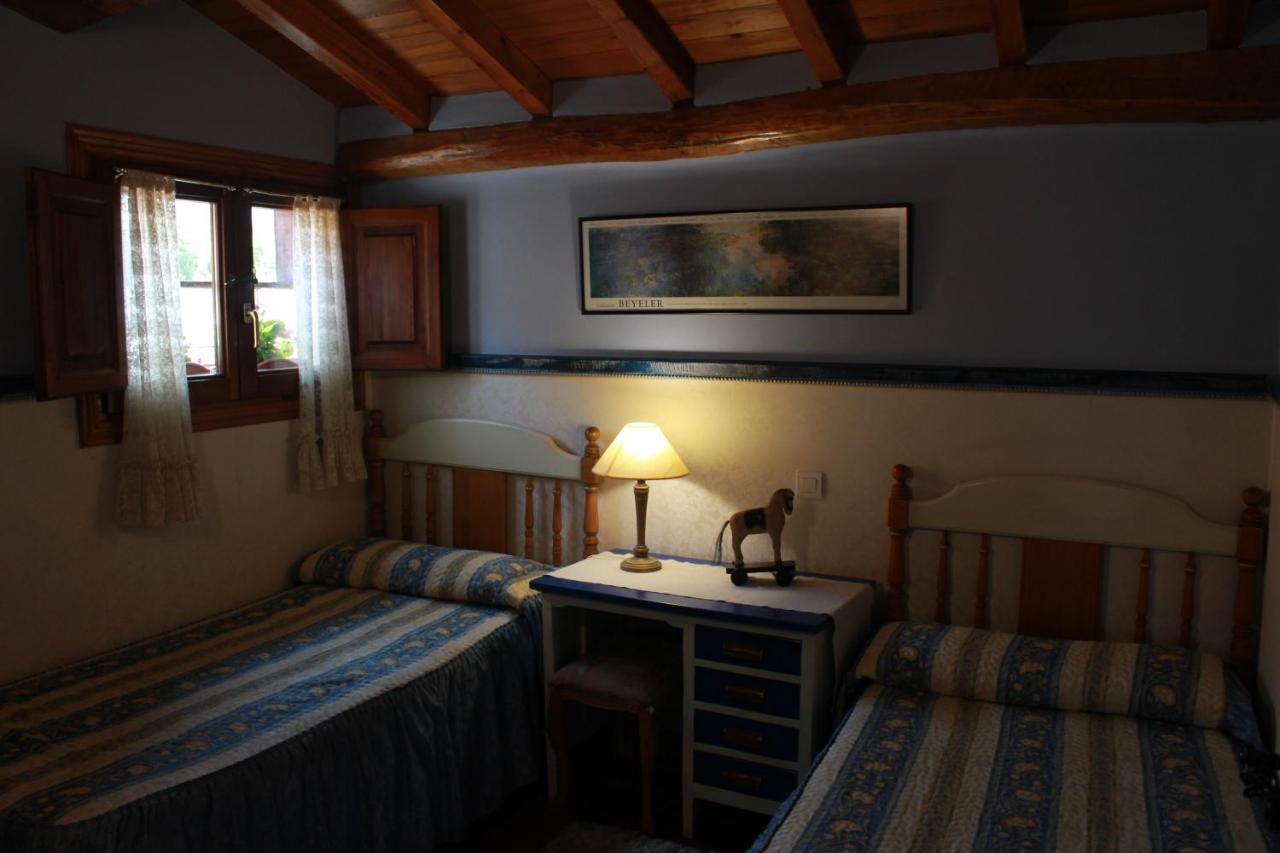 Casa Rural Edulis (España Santurde) - Booking.com