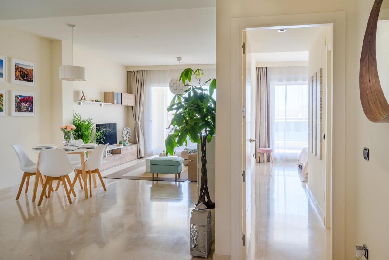 Arana Luxury Apartment Mijas, Mijas Costa, Spain - Booking.com