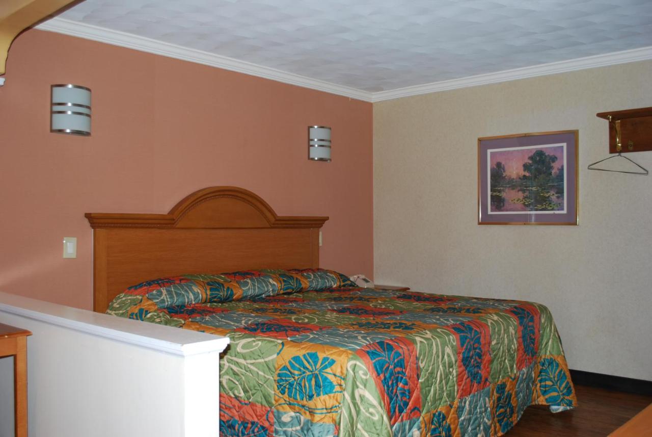 South Bay Motel — photo 12