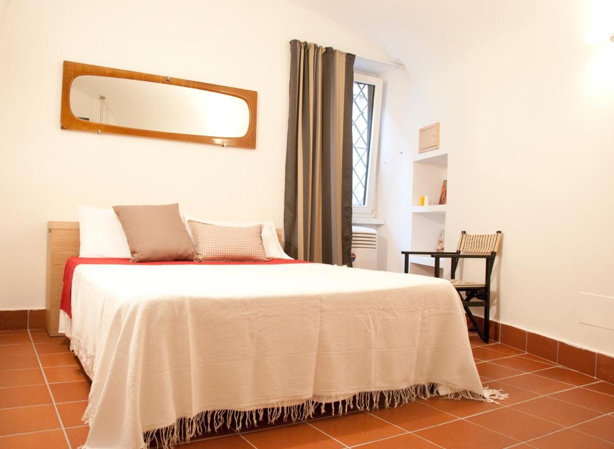 TRASTEVERE - STUDIO APT. x 2