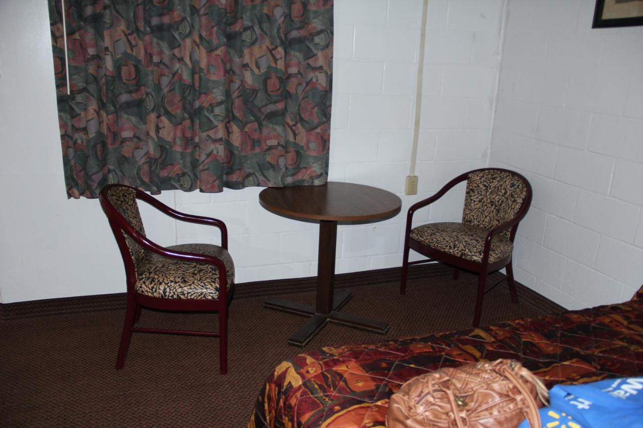 choice inn motel — photo 17