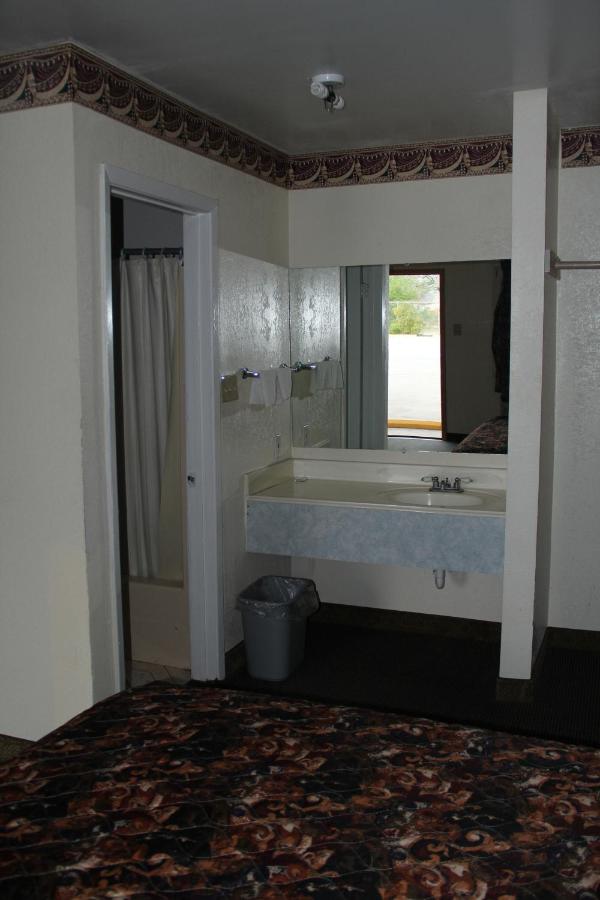 choice inn motel — photo 20