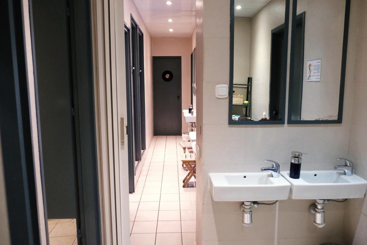 Alternative Creative Youth Hostel Barcelona - 3