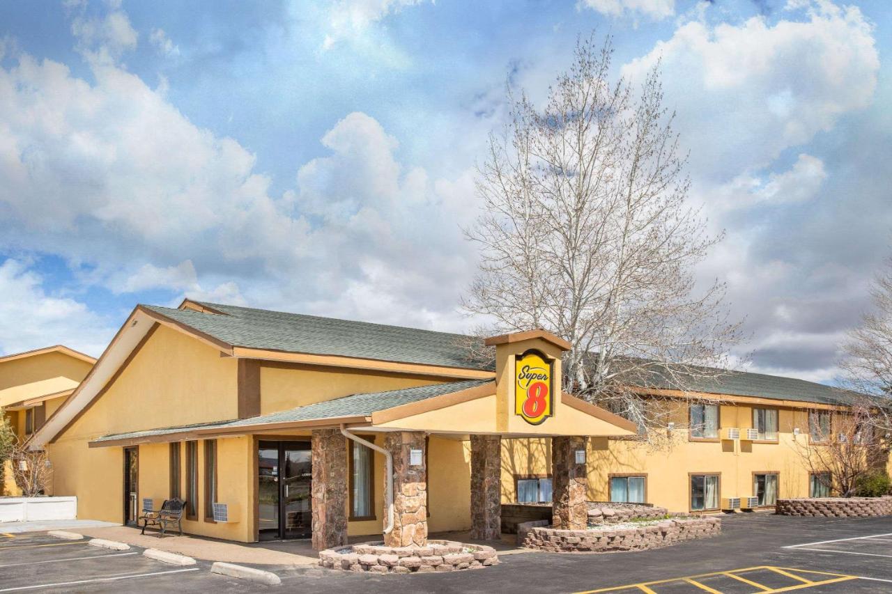 Rocky Mountain Inn — photo 1