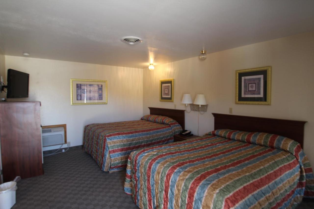 Trails End Motel — photo 11