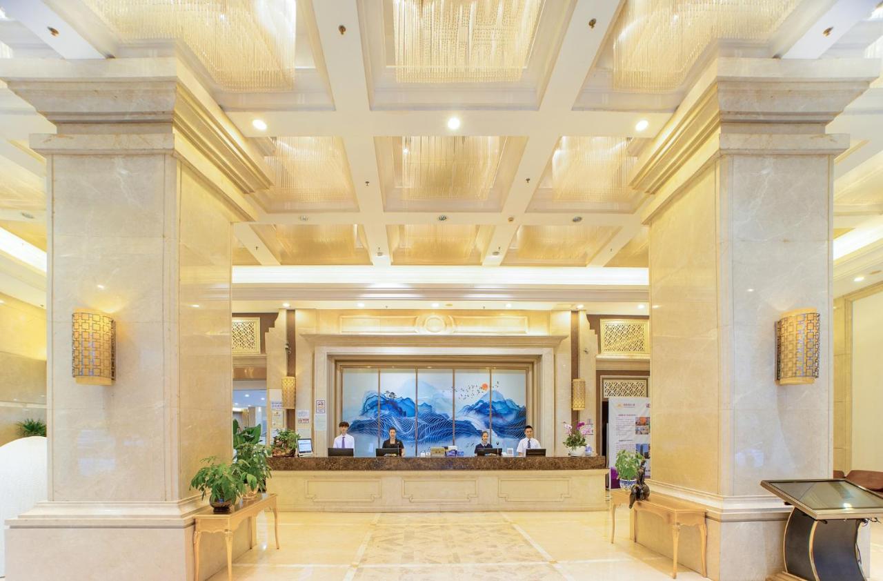 Guangzhou Nuomo International Hotel-Canton Fair Free Shuttle Bus photo