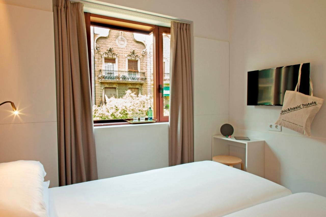 Chic & Basic Velvet - 2