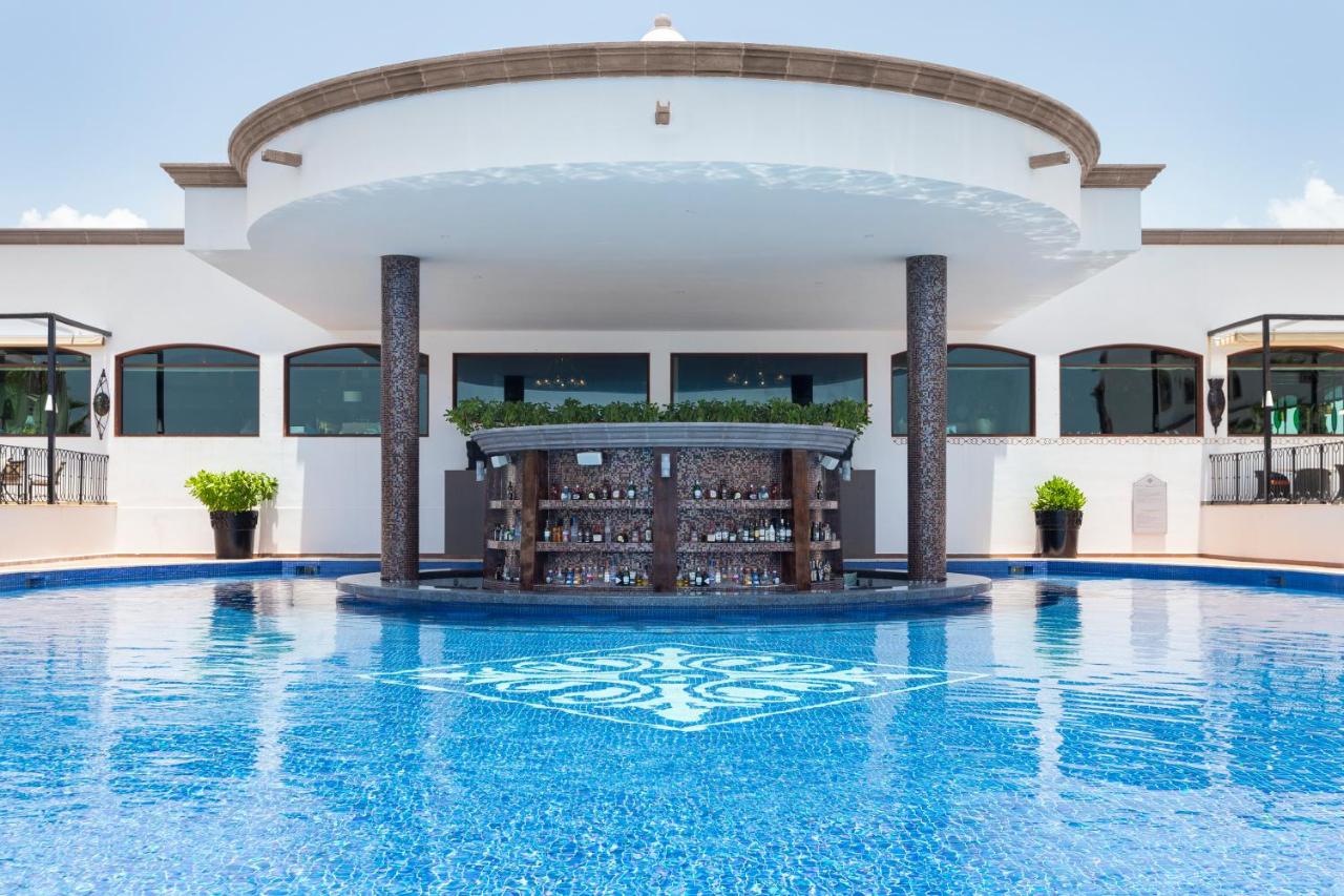 Grand Residences Riviera Cancun, All Inclusive photo