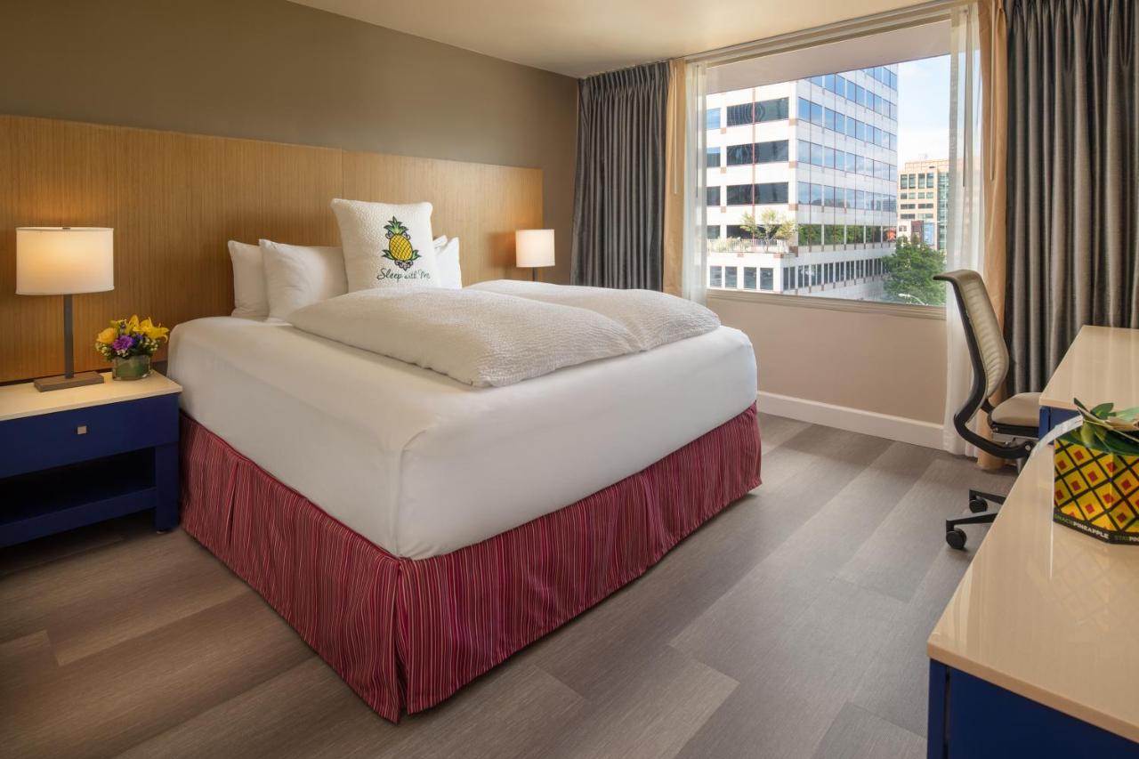Staypineapple, Hotel Rose, Downtown Portland — photo 22