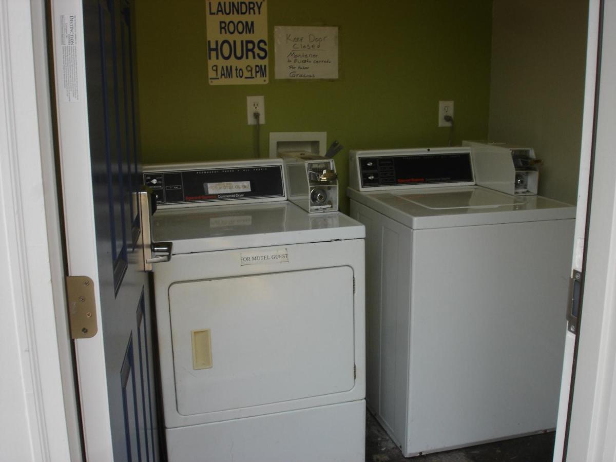 Value Inn Eugene Airport — photo 20