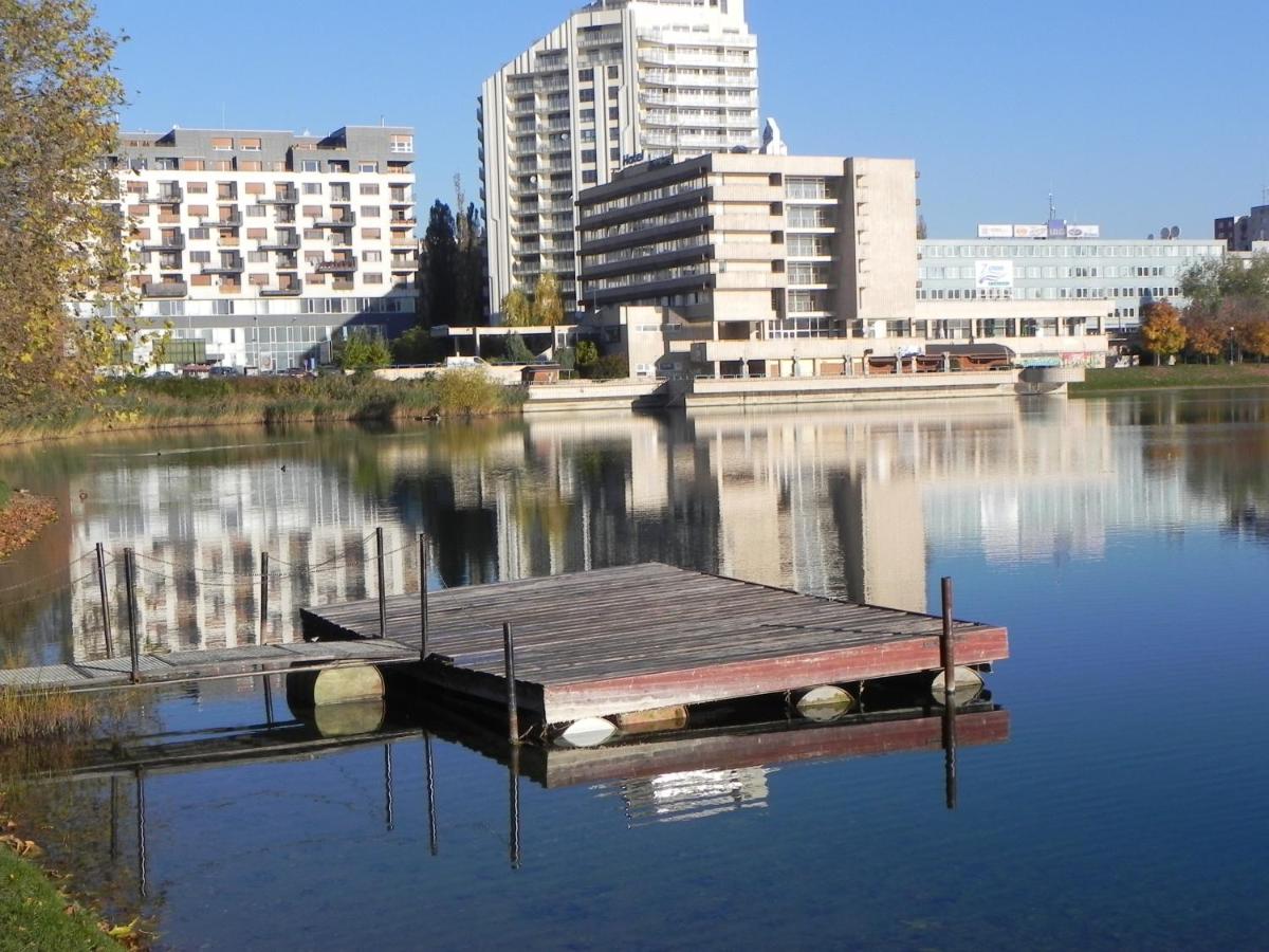 Garni Hotel Junior Bratislava ***