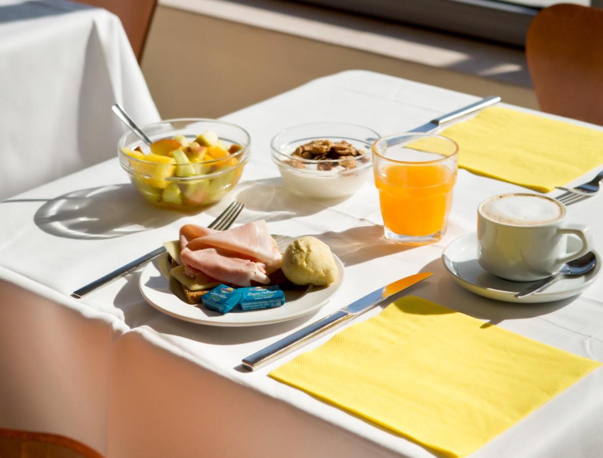 Hotel Montemezzi photo