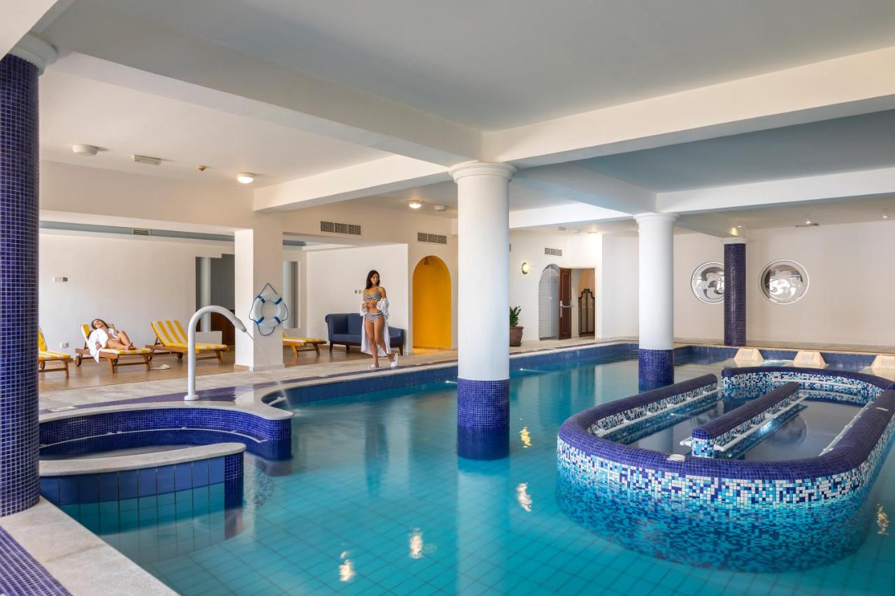 Aquamare Beach Hotel & Spa photo