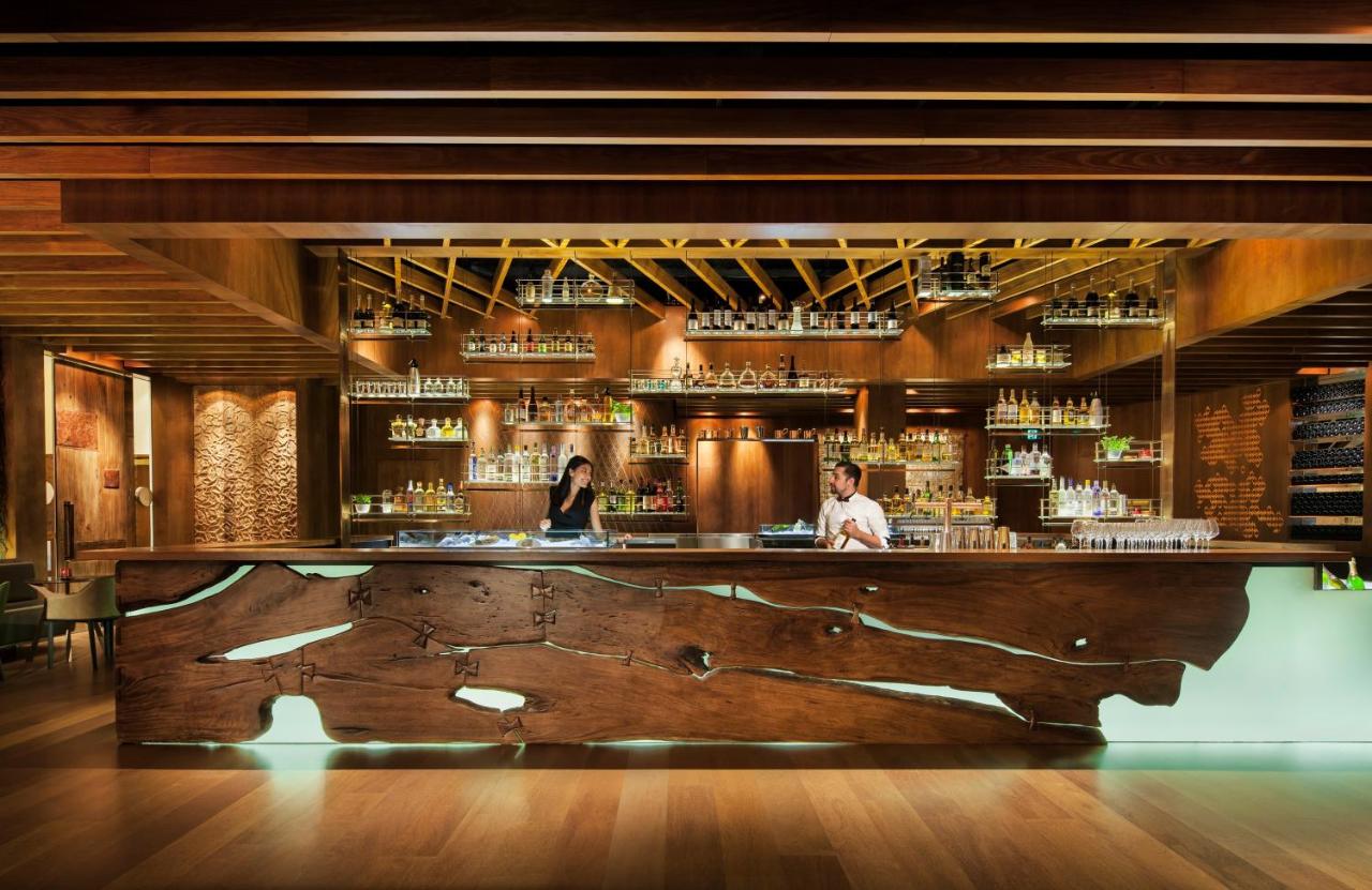 Four Seasons Hotel Sydney photo