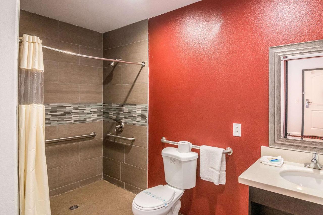 El Dorado Inn — photo 17
