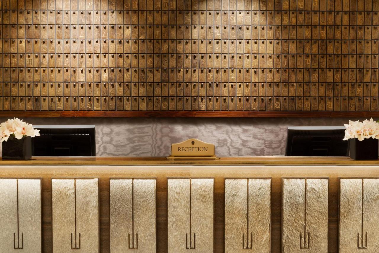 Fairmont Hotel Vancouver photo