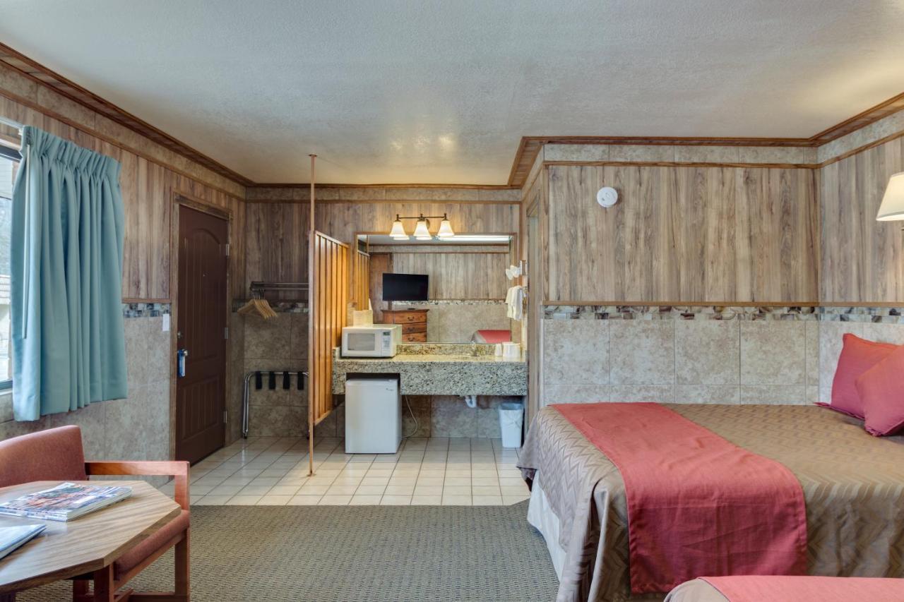 Parkside Motel — photo 4