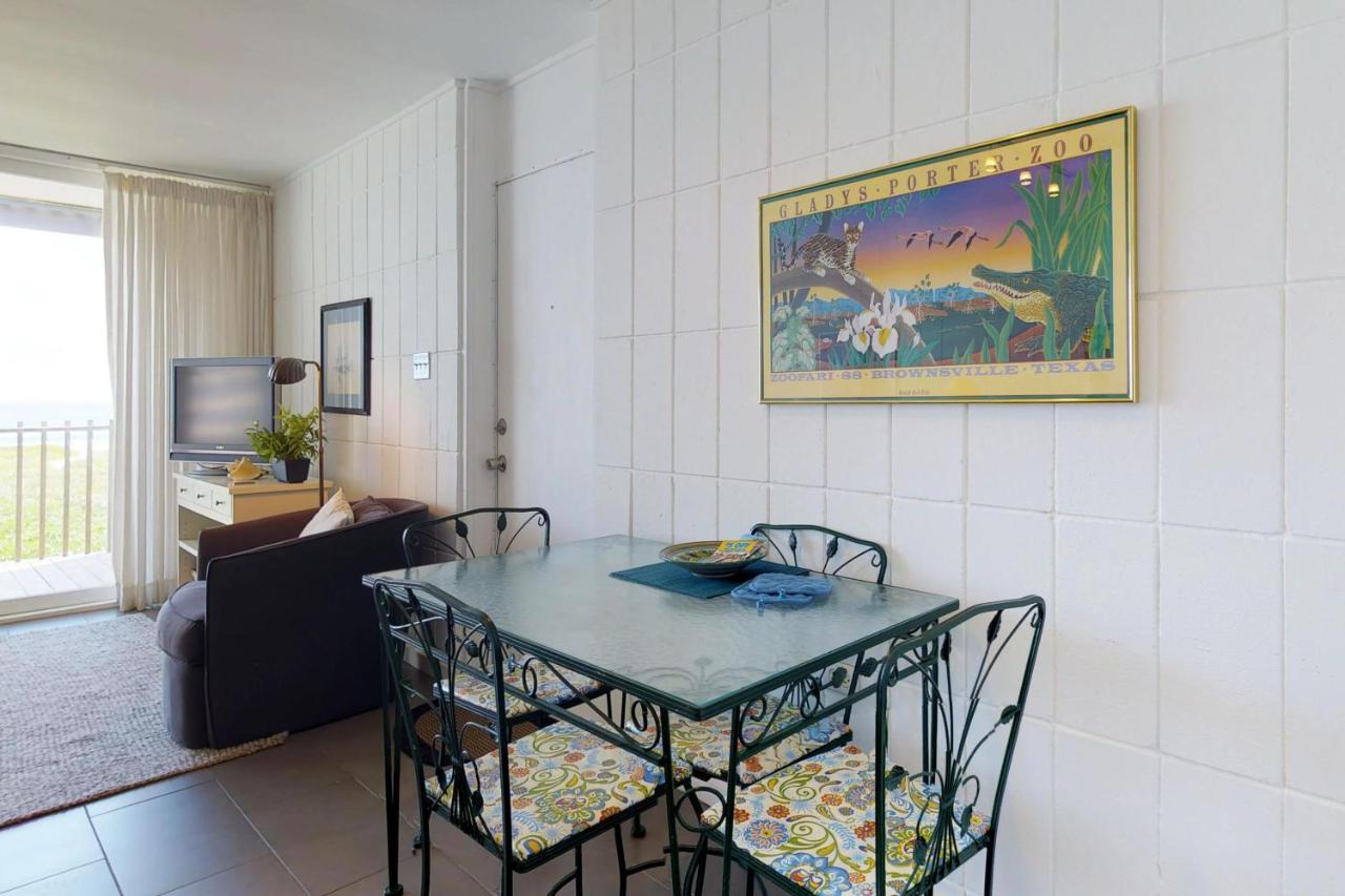 La Playa Condominiums — photo 5