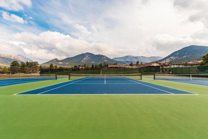 Tennis court: YMCA of the Rockies