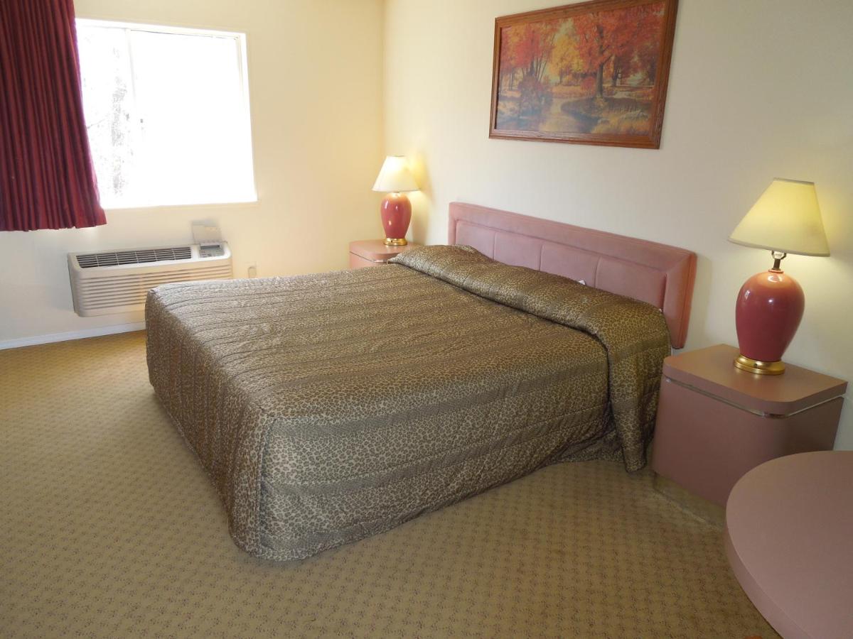 Starlite Motor Lodge — photo 8