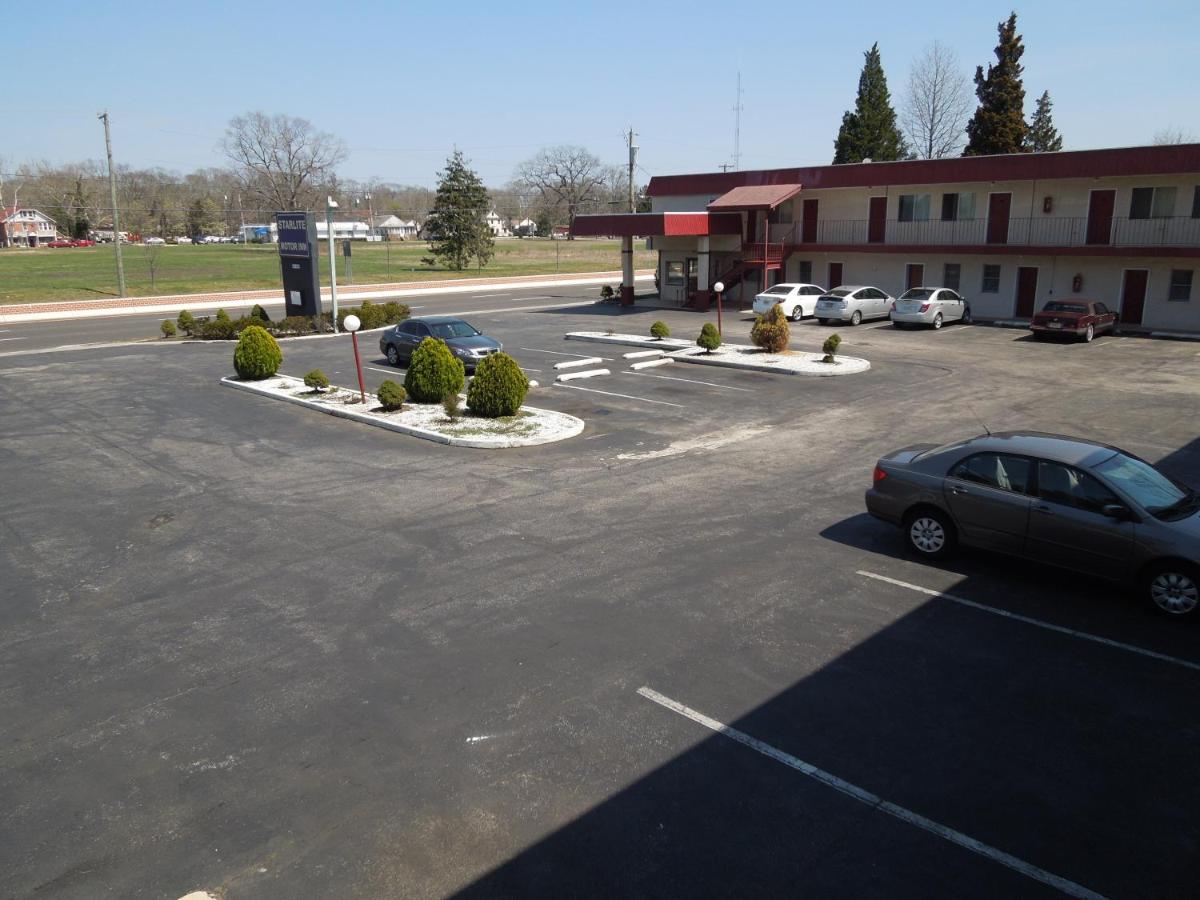 Starlite Motor Lodge — photo 7
