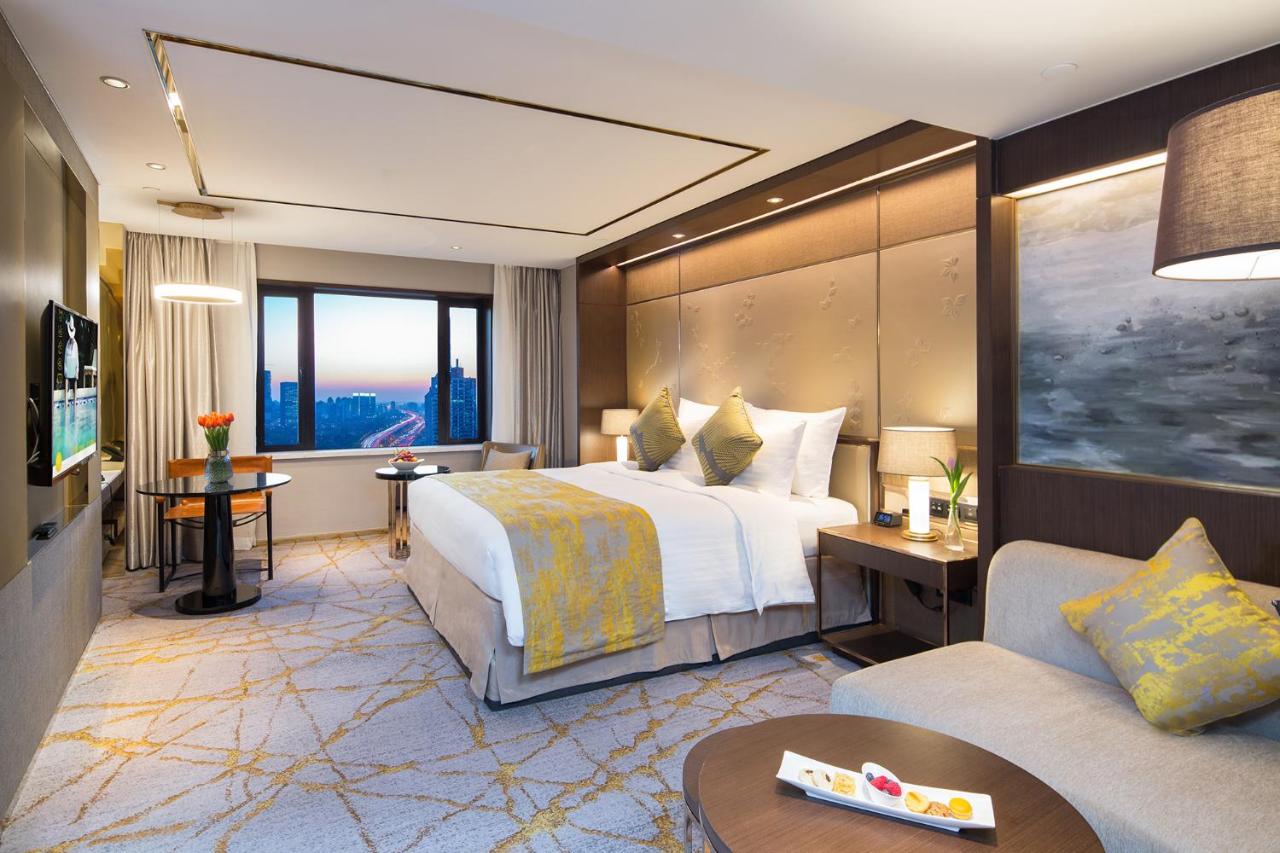 Golden Tulip Shanghai Hongqiao - A Louvre Hotel photo