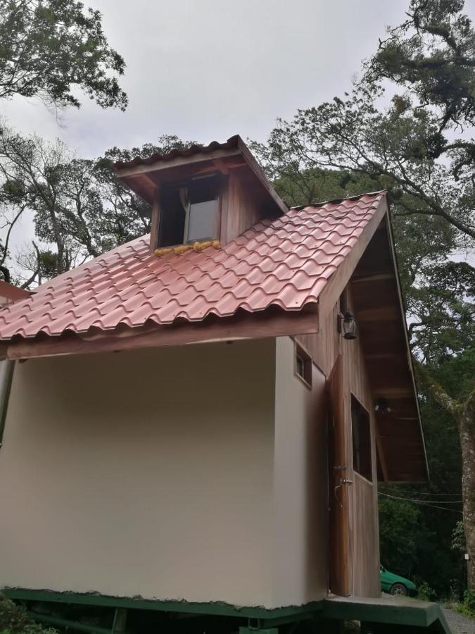 Monteverde Romantic Cottage photo